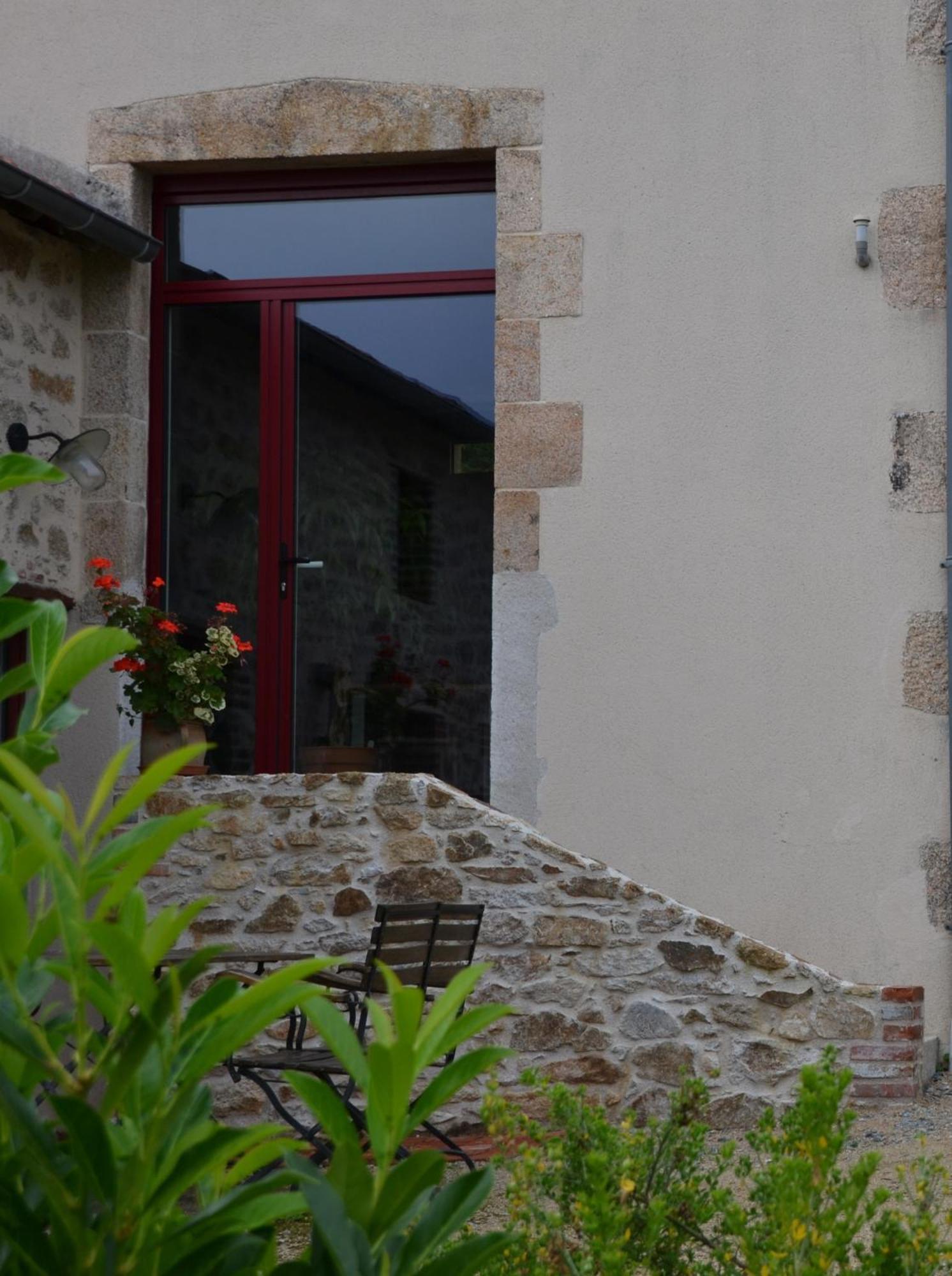 Demeure Du Castel Bed & Breakfast Les Chatelliers-Chateaumur Room photo